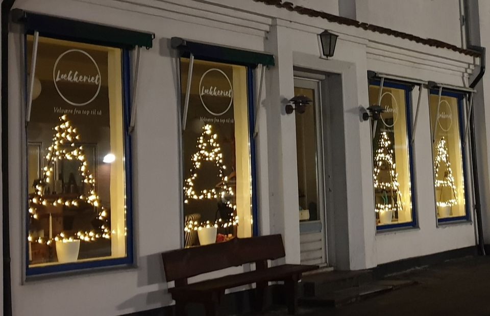 Lækkeriet grundlagt 2019 i Liseleje lidt uden for Frederiksværk på vej mod Hundested i Halsnæs.